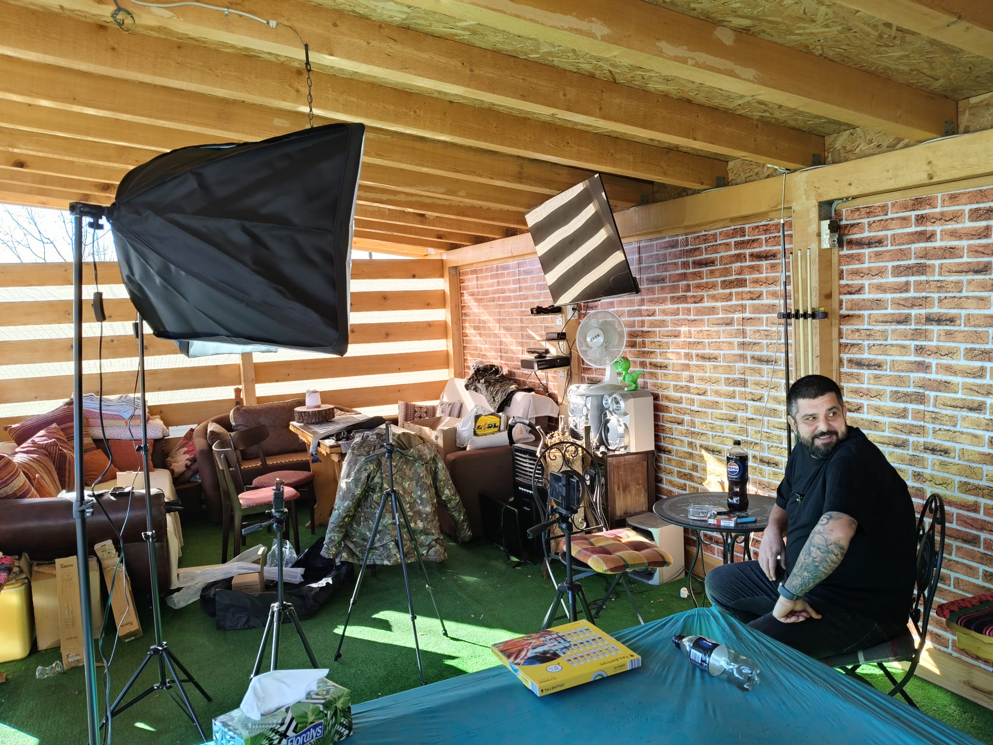 Backstage 7
